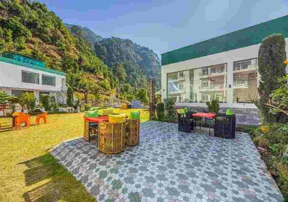 Alaya Stays by ELIVAAS Kingdom Heartz