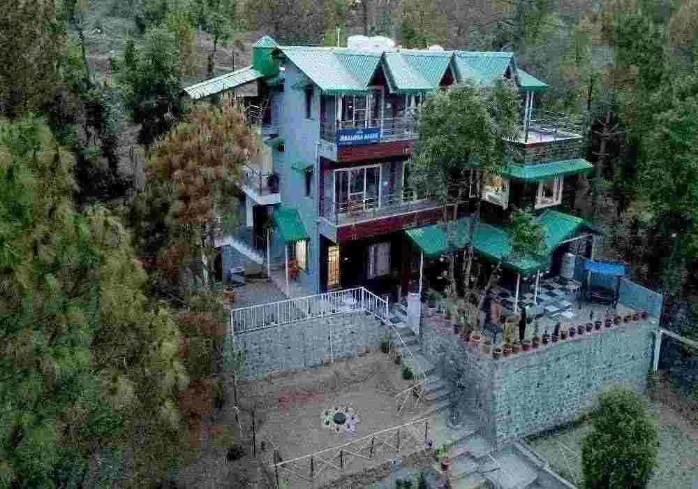 Himalayan Magpie (stay)