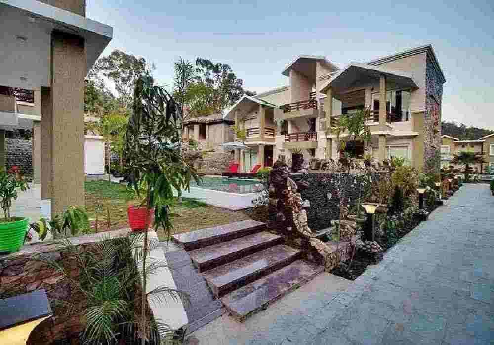 Maulik Mansion Resort