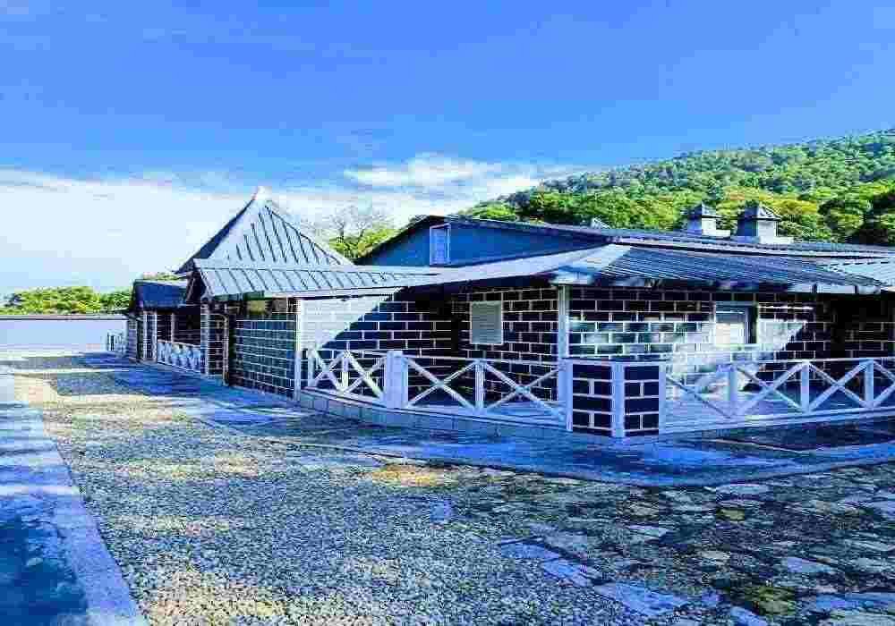 The Mirchoni Resorts , Nainital