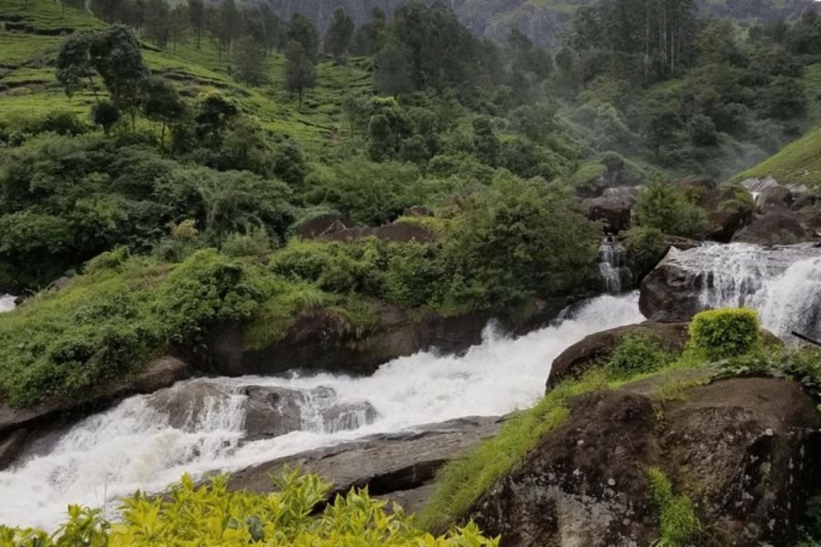 bhalu-gaad-waterfalls