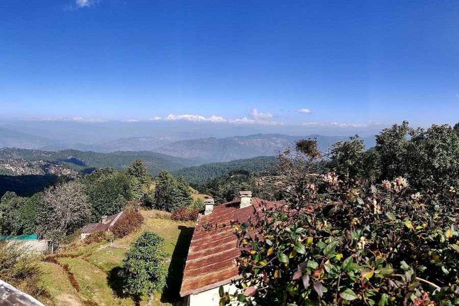 mukteshwar-inspection-bungalow-viewpoint