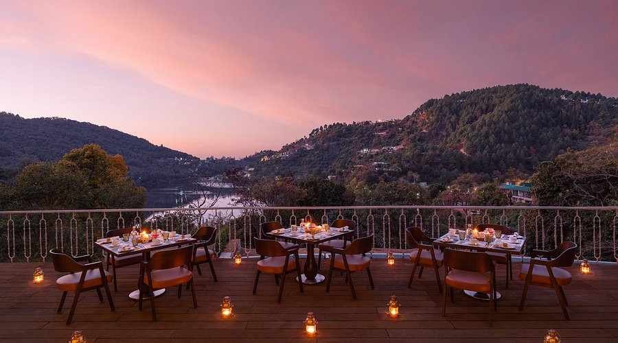 Night Stay in Naukuchiatal